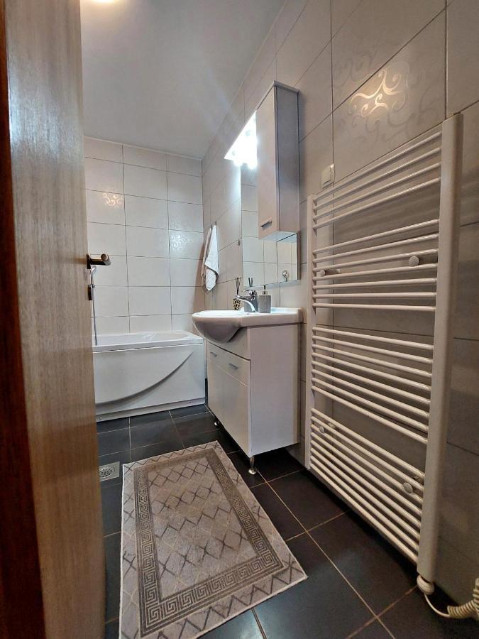 Apartment Aria Lux Мостар Екстер'єр фото